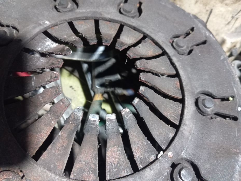 Маховик вместе с корзиной