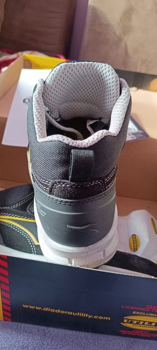 Работни обувки DIADORA 42 номер