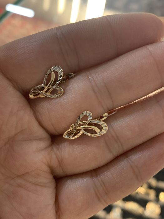 Золото серьги г.Астана