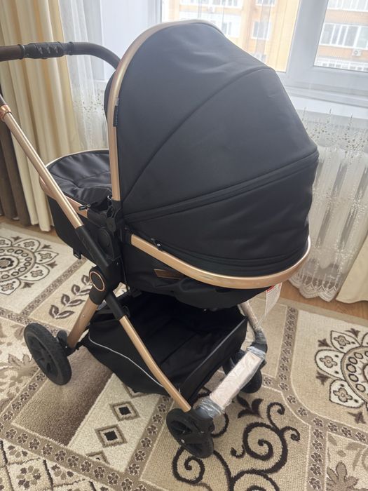 Продам коляску 3 в 1 в идеальном состояние!