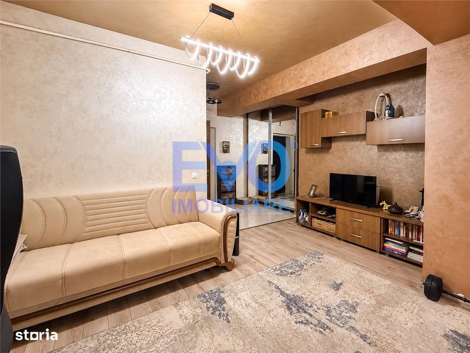 Apartament cu 2 camere, mobilat&utilat, zona Tatarasi Piata 2 Baieti — fotografia 1