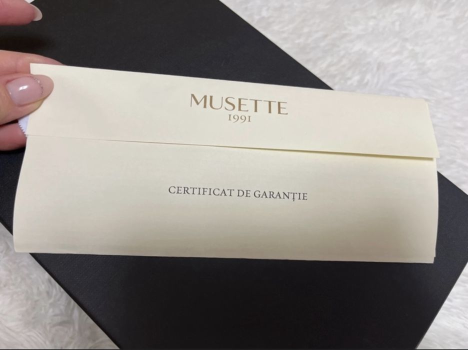 Pantofi albi Musette