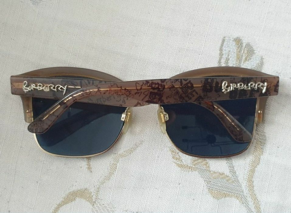 Ochelari de soare Burberry