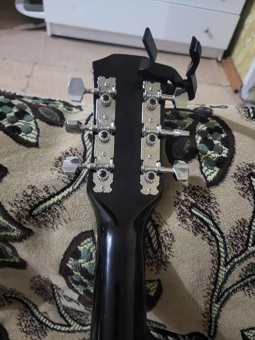 Гитара Levinson,новый