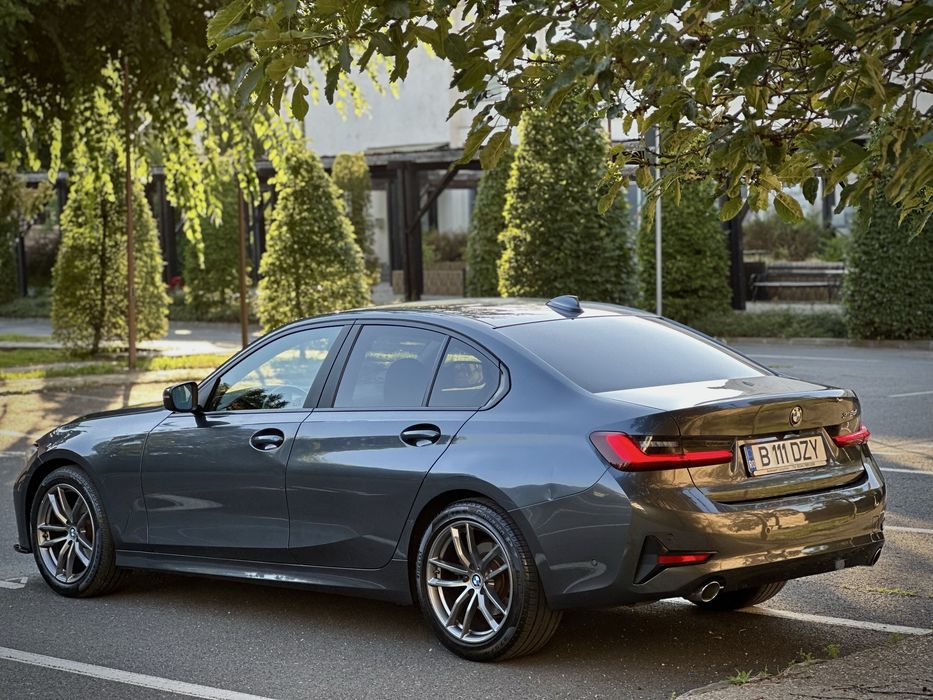 BMW 3 Series 2022 — imagine 4