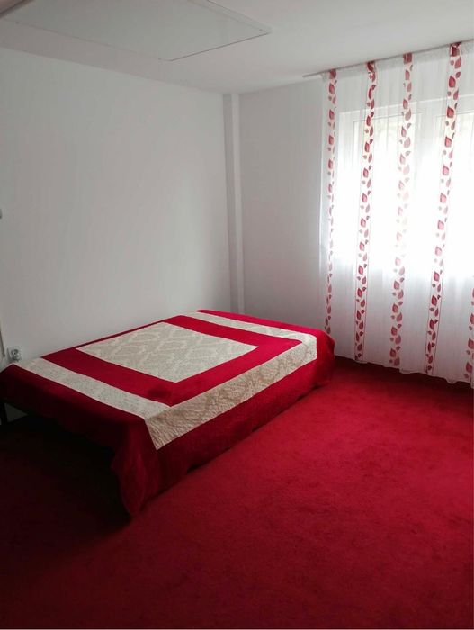 Închiriez garsonieră zona 2 Babe(lângă centrul medical Irina)