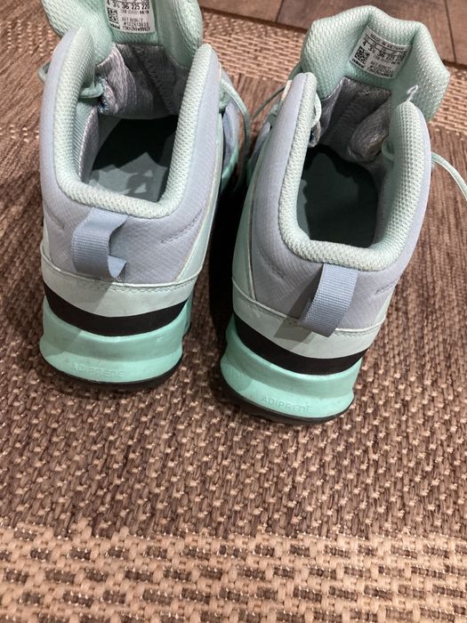 Кецове адидас оригинални