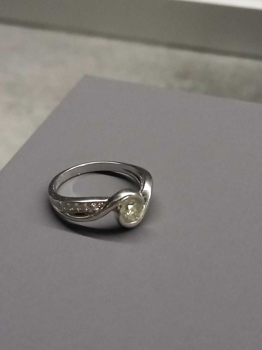 Пръстен 0.65 кaрата, с бяло злато, 14К