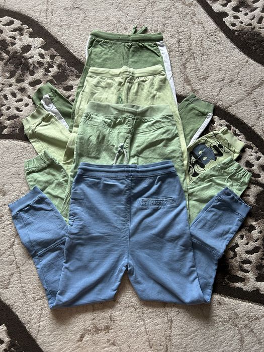 Pantaloni trening Sinsay 134