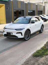 Leapmotor C11 hybrid 300km naqd va foizsiz rassrochkaga