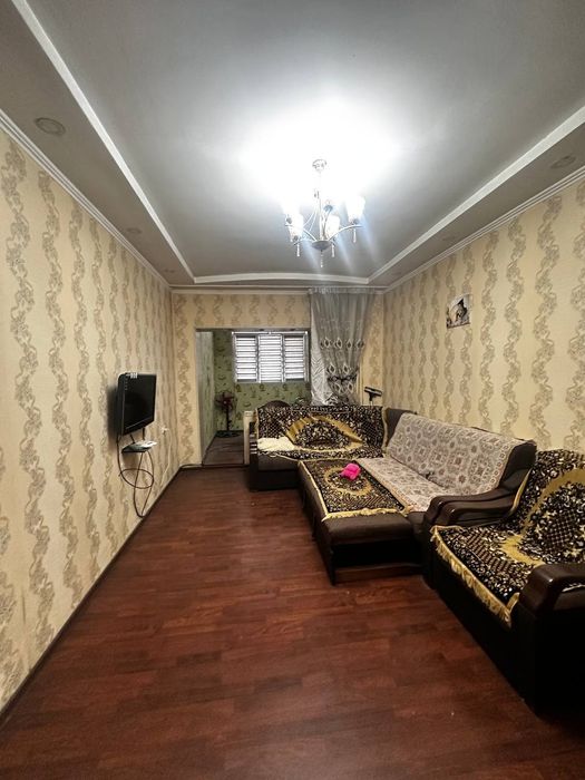 Продаются 3х комнатная квартира На 1 этаже Келес