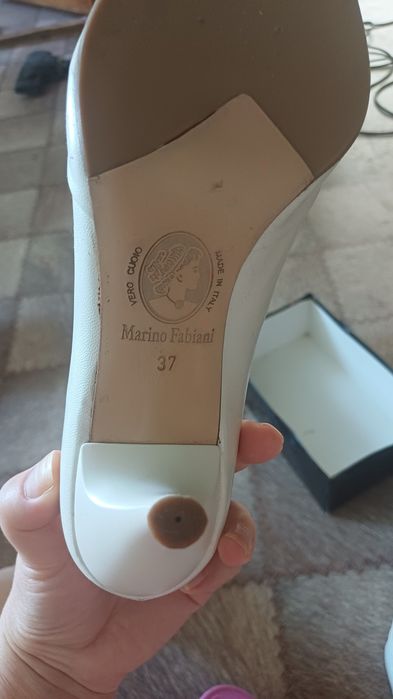 Продам туфли классические.