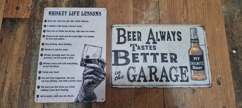 Метални декоративни табели