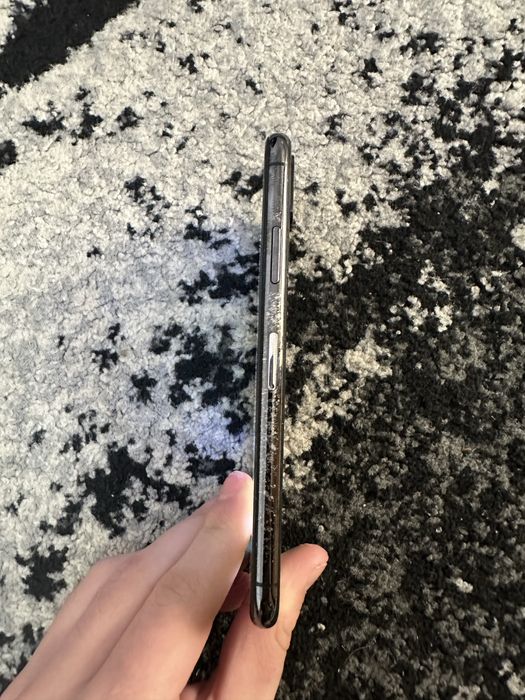 Vând iPhone X 64 gb