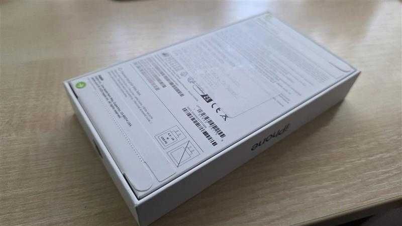iPhone 16E 128 GB black - nou, sigilat in cutie