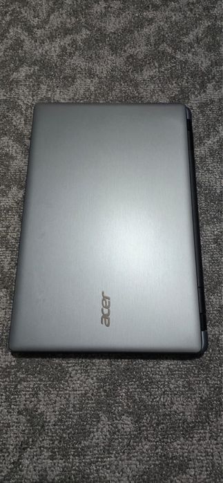 Vand 2 laptop-uri ACER si ASUS, separat sau impreuna