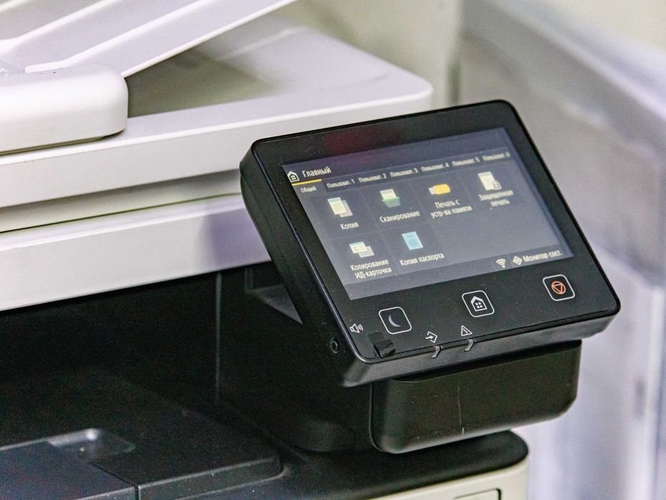 Продам принтер МФУ Canon i-Sensys MF-752Cdw