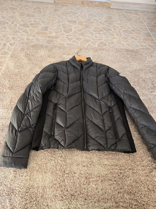 Яке  без  забележки