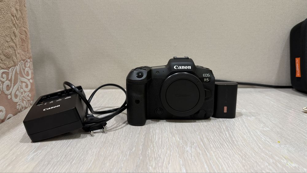 Canon eos r5 body
