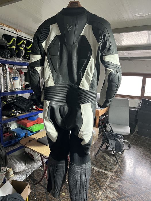 Мото екип и мото ботуши