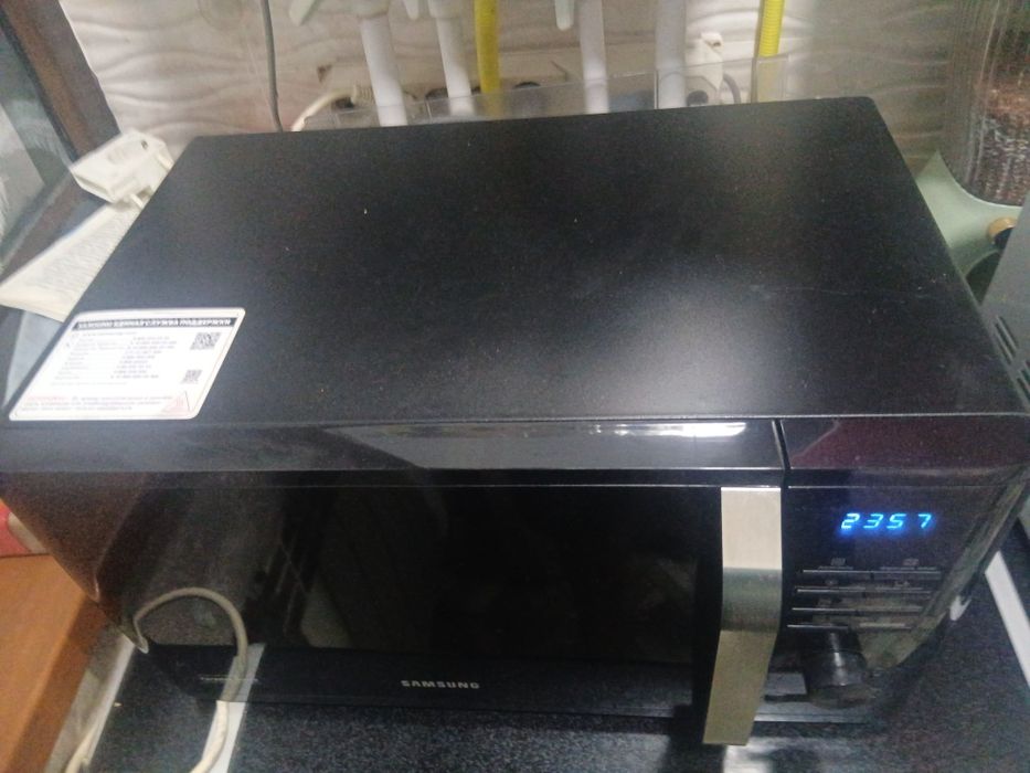 Mikrovalnovka sotiladi