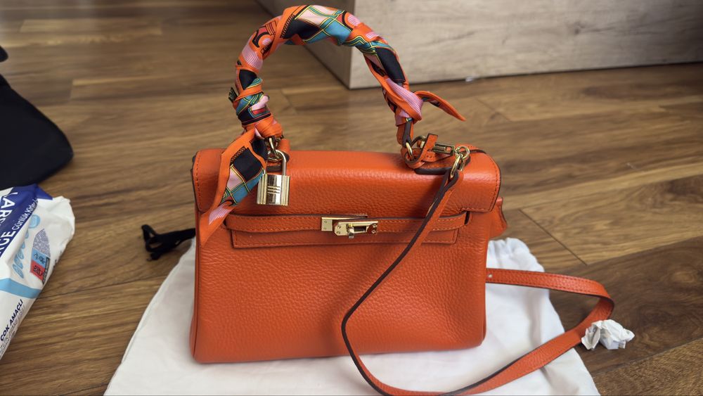 Даска чанта Hermes, и мини раница Gucci