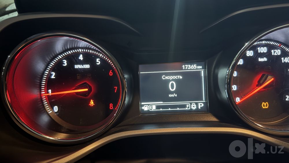 TRACKER 2 ltz qora rang