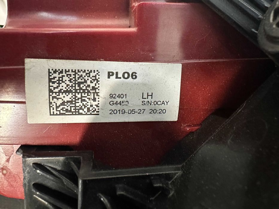 Задна светлина ляв стоп стопове Hyundai I30 Хечбек Fastback Хюндай И30