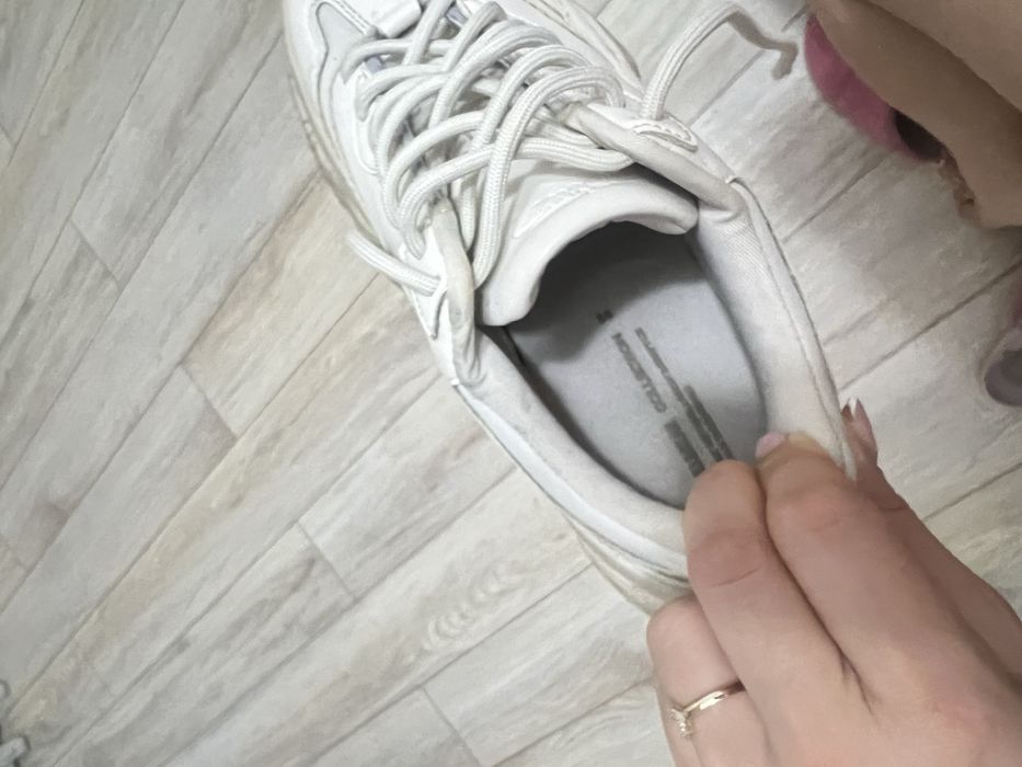 Кроссовки pull&bear