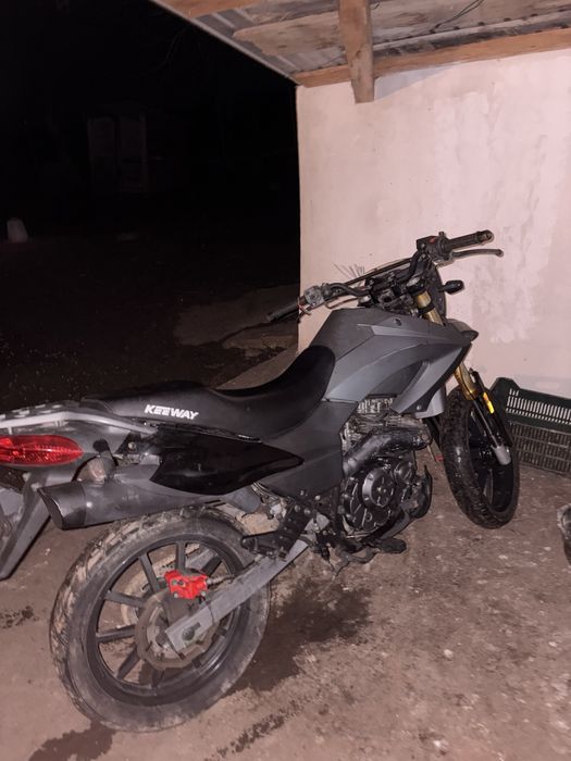 Super moto keewaytx 125 4t an 2016