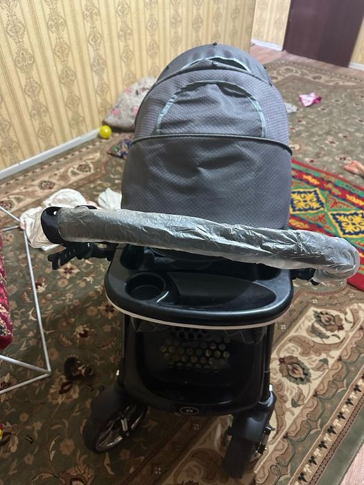 Коляска новый срочно продается