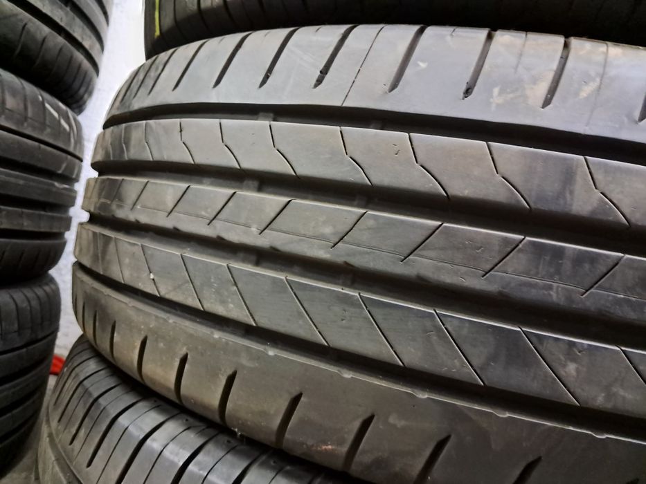 Anvelope second vara 225 65 R17 Bridgestone 2buc