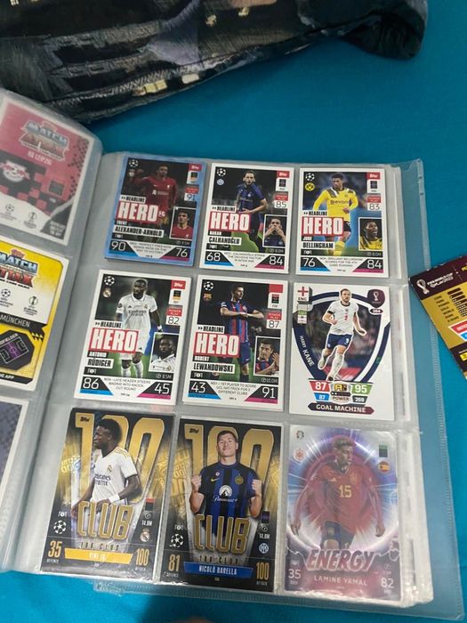 Футболни карти футболисти