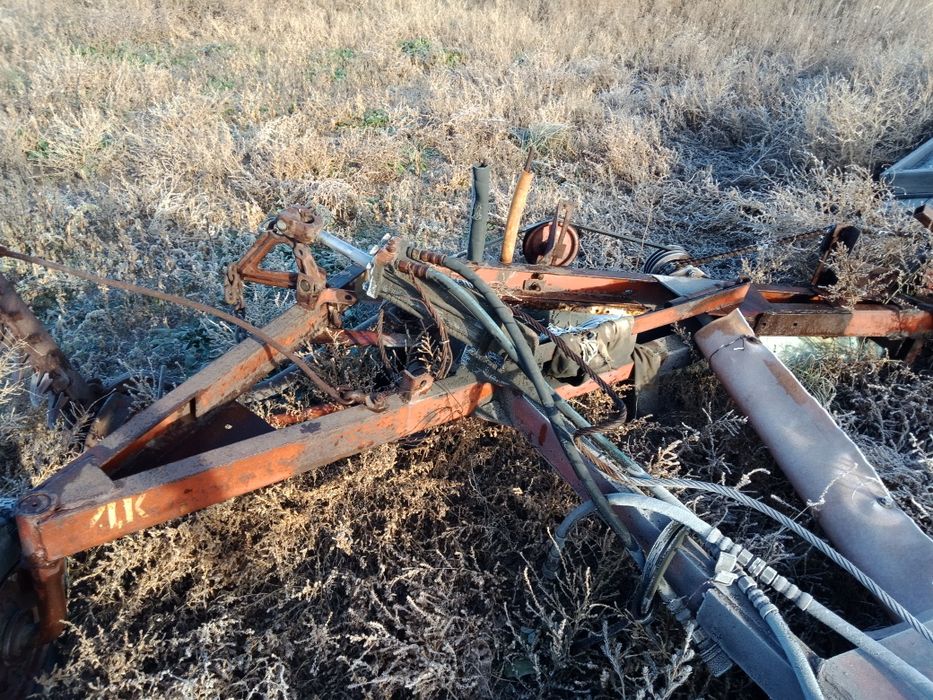 Продам сенокосилку