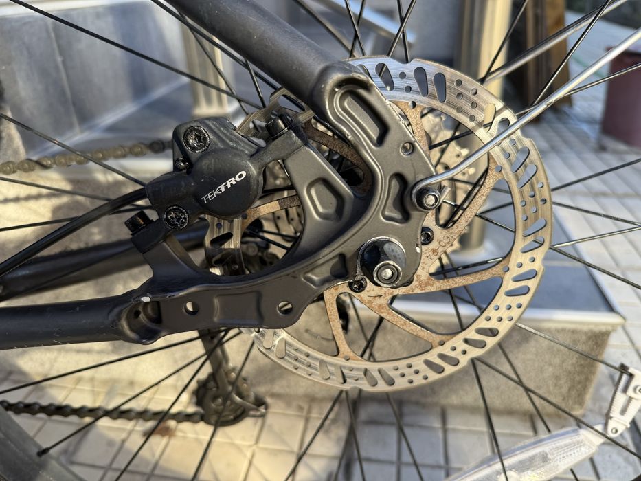 PINNANCLE Литиево-йонен електрически хибриден велосипед