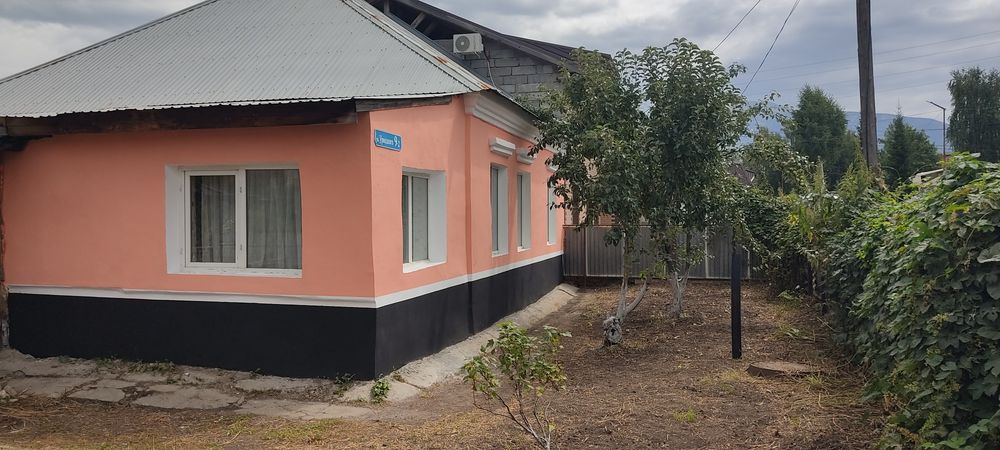 Продам дом в центре Риддера