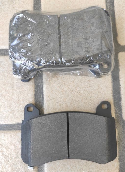 Tesla model  3 / Y Performance колодки передние