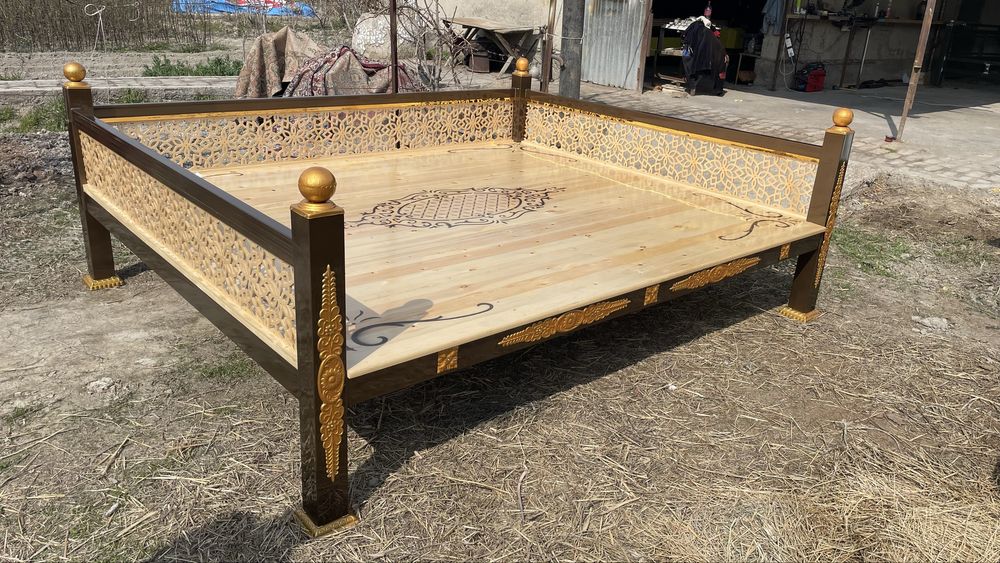 Крават сотилади ишлаб чикарувчидан