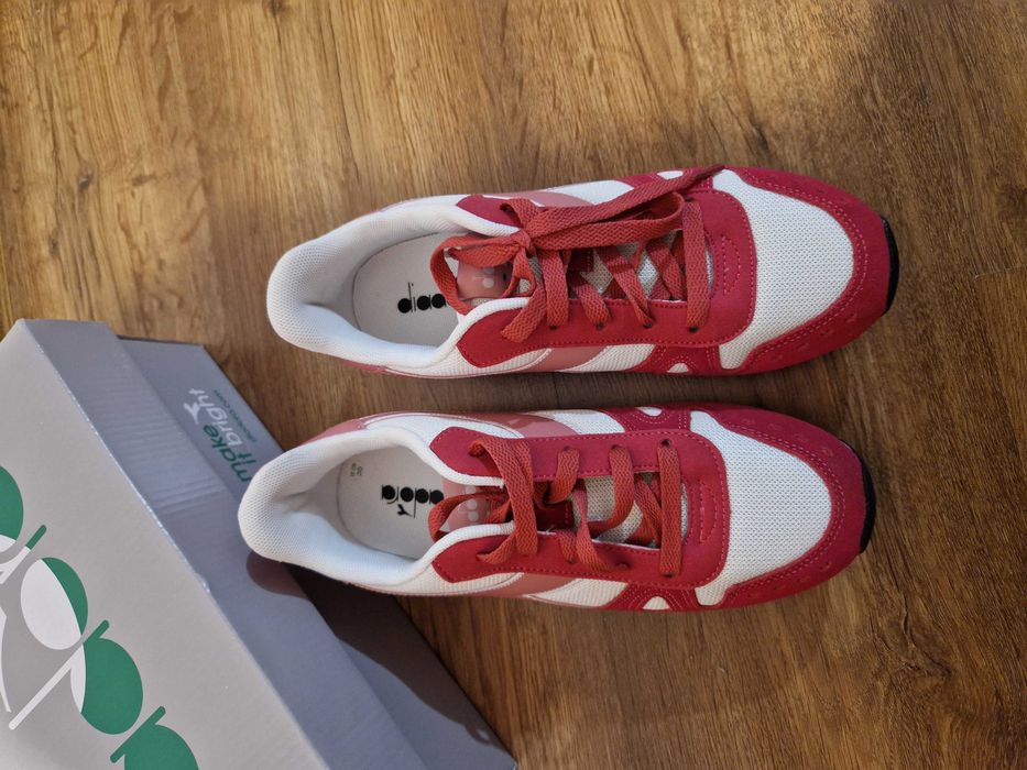 Diadora Маратонки нови