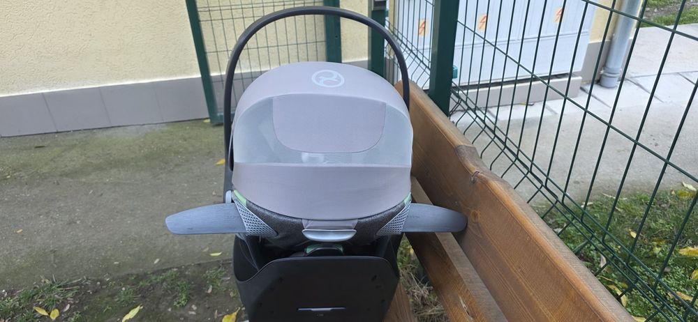 Столче и база за кола Cybex Cloud T I size plus