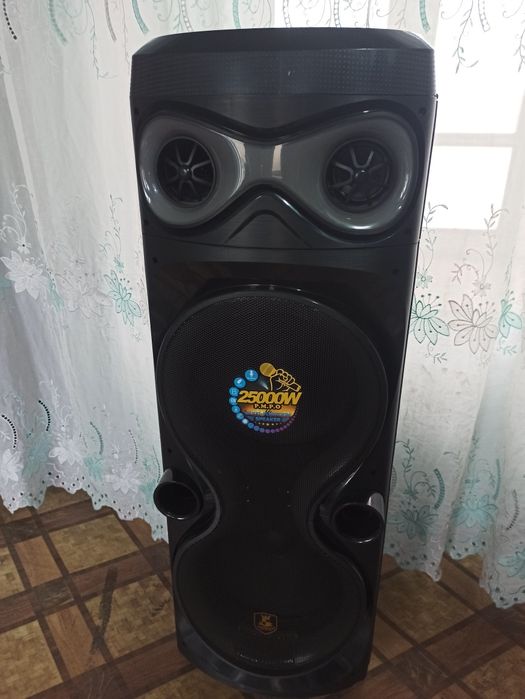 Karaoke sotiladi narxi kelishiladi