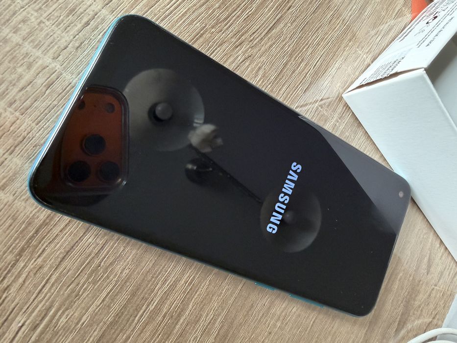 Samsung Galaxy M11