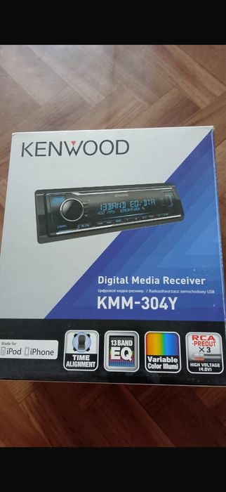 Продам проигрыватель в машину