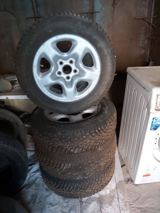 Диска покрышкасымен  205.65.R16 Triangle