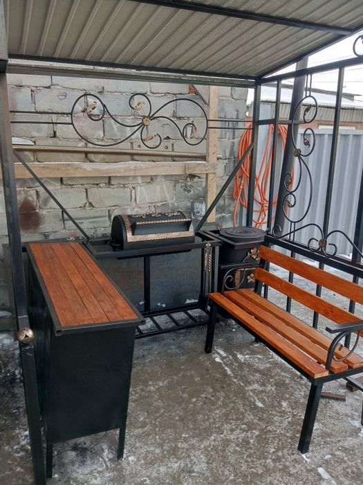 Мангальная зона продам