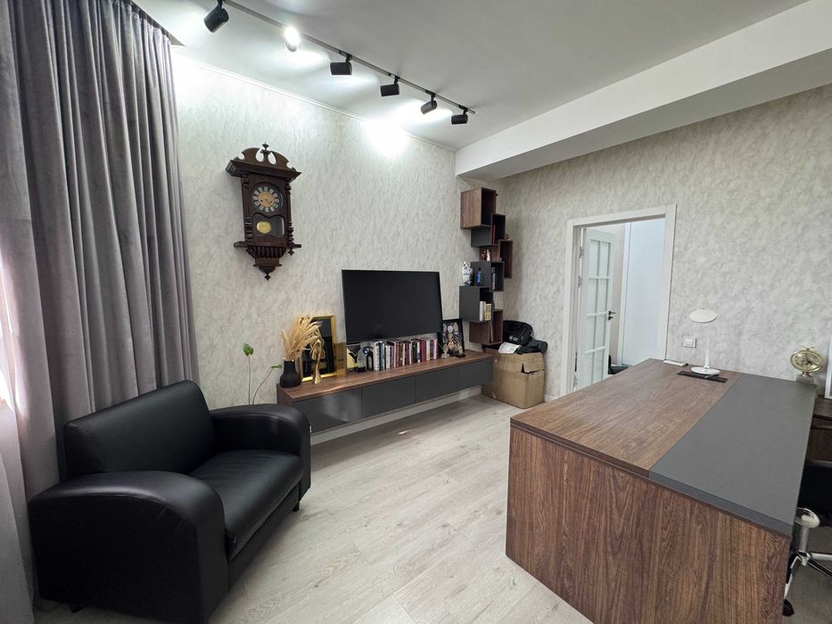 Продаётся двухуровневая квартира 240 м² — 7–8 этажи | $280 000