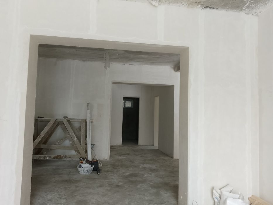 Выполняем механизированную штукатурку