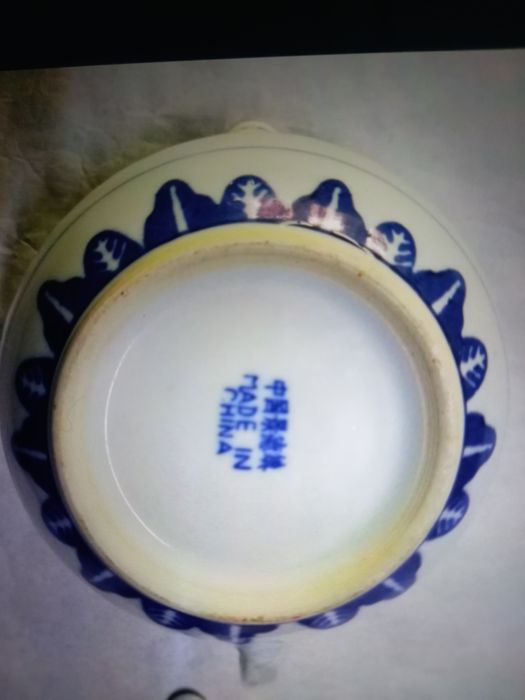 Ceainic,latiera+linguri porțelan