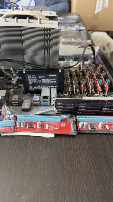 Готова Asus B250 mining expert цяла конфигурация с поддръжка до 14 nvidia 3090/4090/5090 с core i7 7700k 16GB 3600mhz ddr4  ram noctua d15 500gb ssd