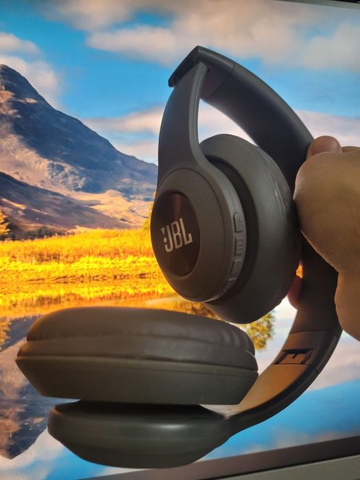 JBL quloqchin arzon narxda, naushnik